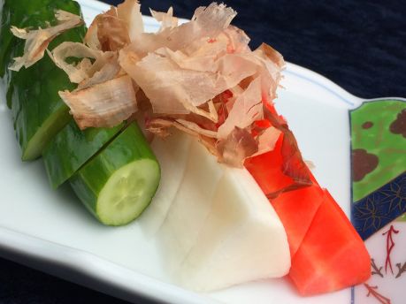 自家製おしんこ /長野県諏訪市の黒毛和牛もつ鍋と牛タンの居酒屋/宴屋とんぼ 